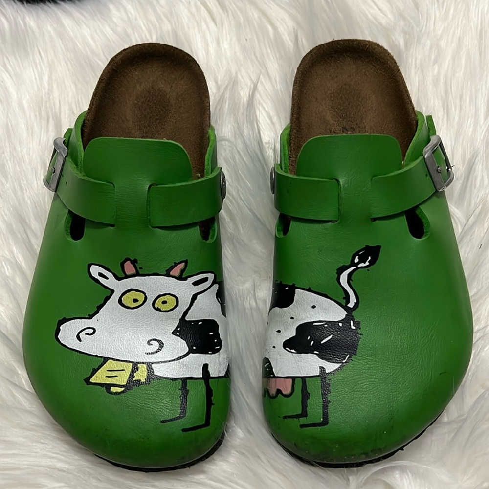 Birkenstock Green Kids Clogs with Cow Graphic
